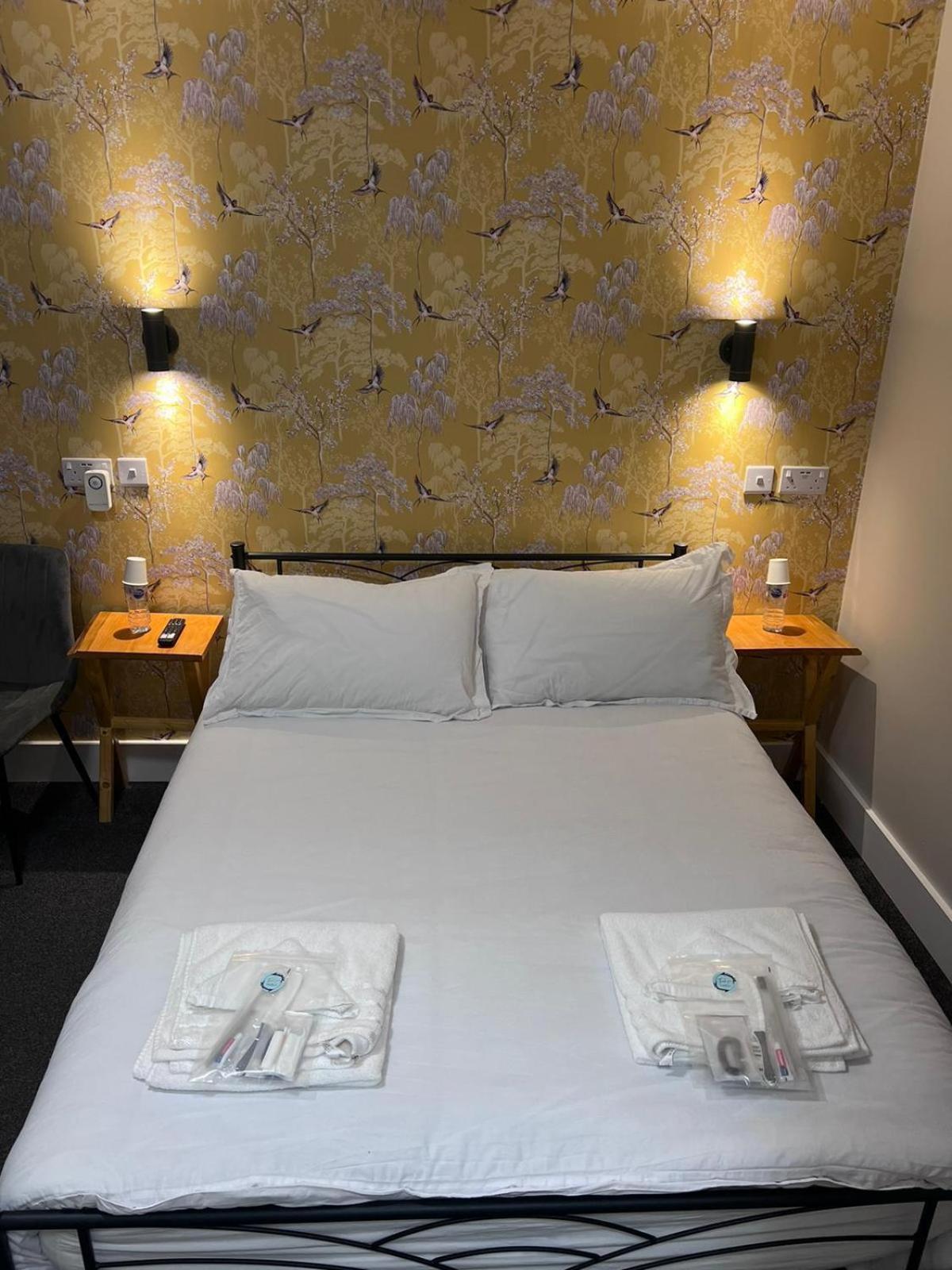 Woolaway Hotel Taunton Bagian luar foto